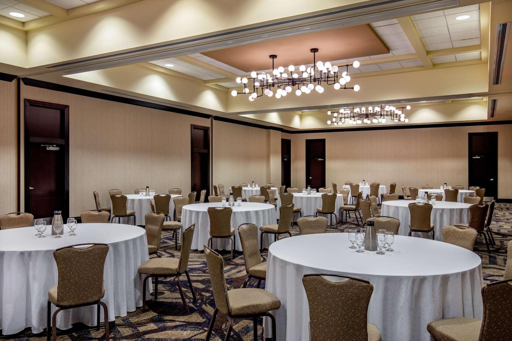 Hilton Columbus/Polaris Otel Dış mekan fotoğraf